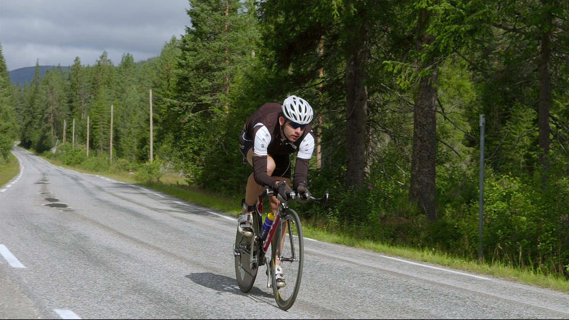 Doinb连续十二场火力全开，突破防守之壁！加拿大队极限挑战热度燃炸